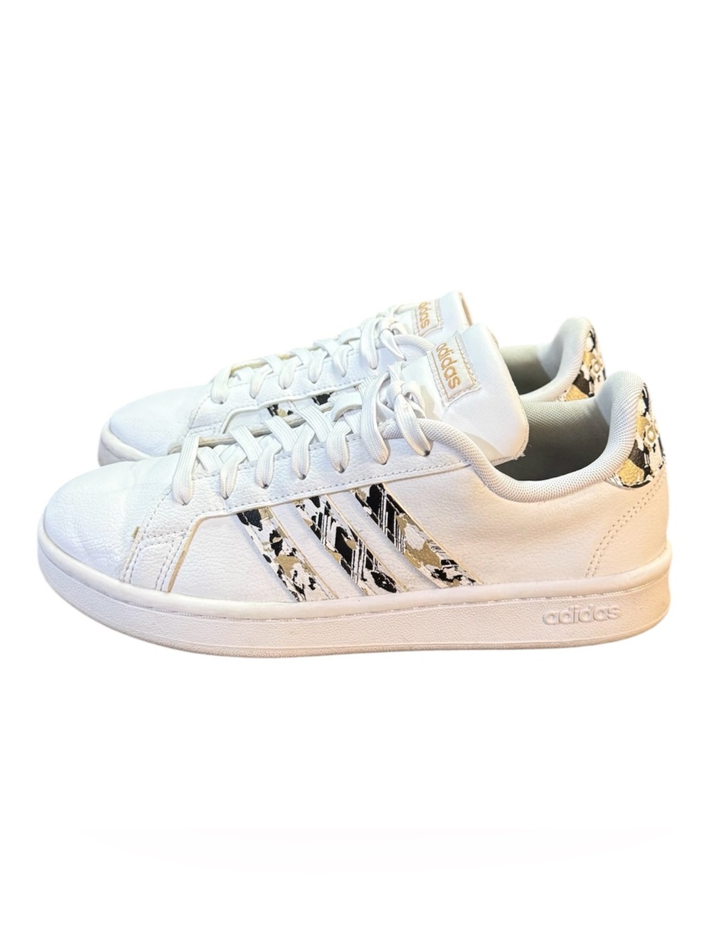 Adidas Grand Court Sneakers with Metallic/Gold-Textured 3-Stripes Women’s 7.5 - Picture 3 of 8